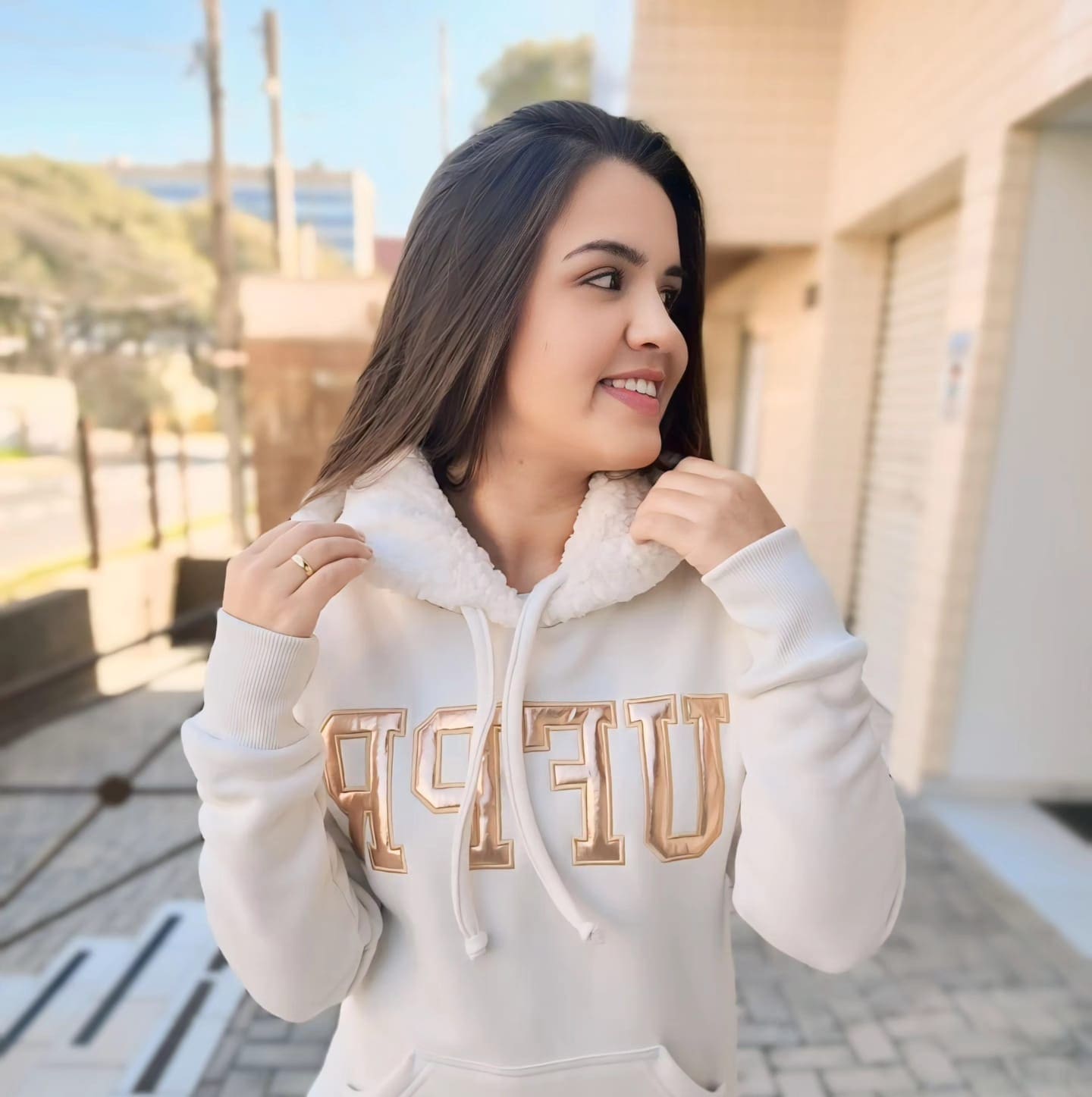 Moletom Canguru Com Capuz Pele de Carneiro